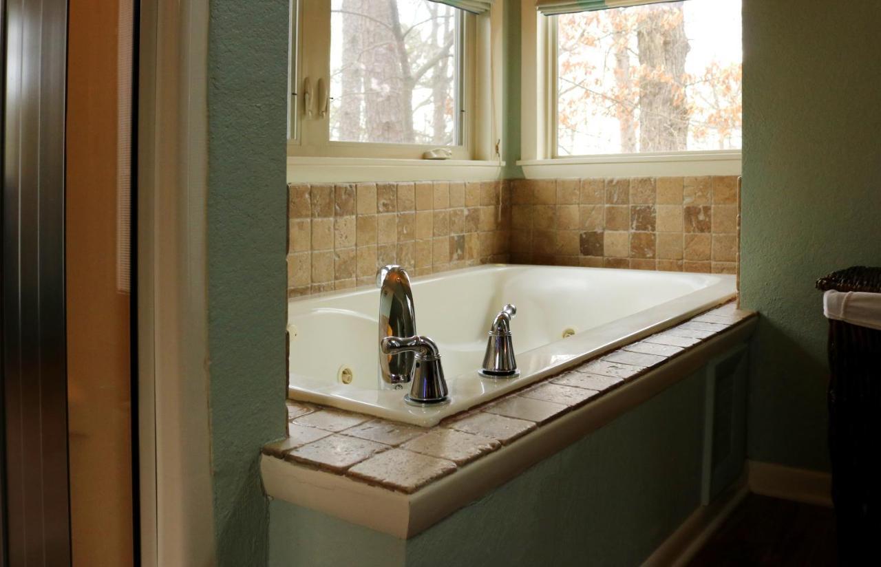 The Grand Treehouse Resort Eureka Springs Extérieur photo