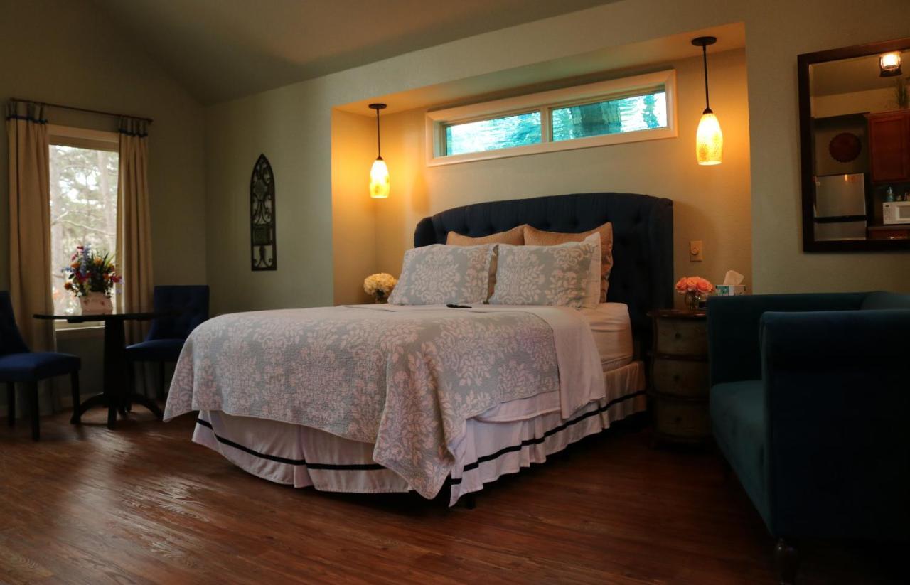 The Grand Treehouse Resort Eureka Springs Extérieur photo